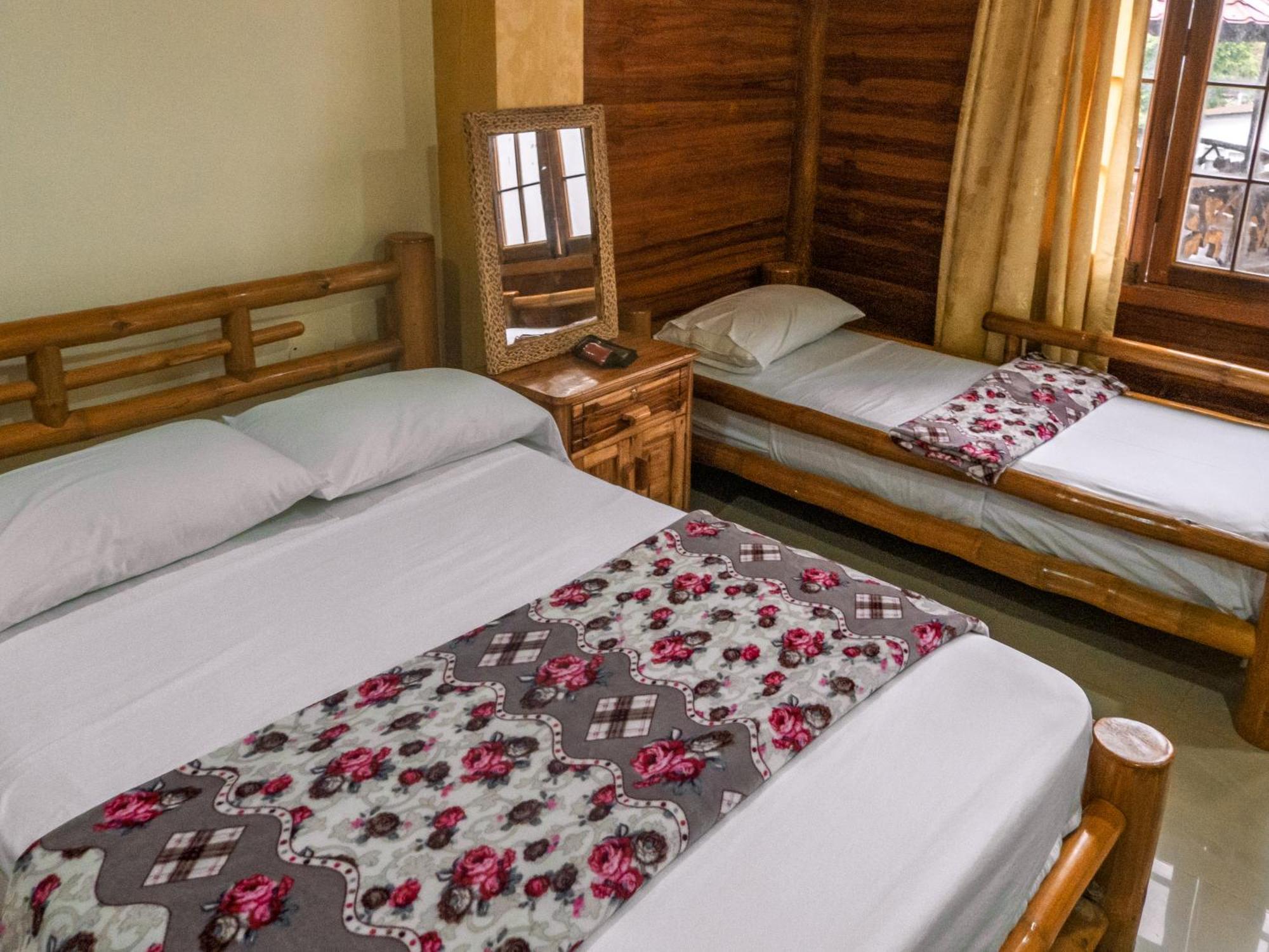 Hostal Poseidon Puerto Cayo Extérieur photo